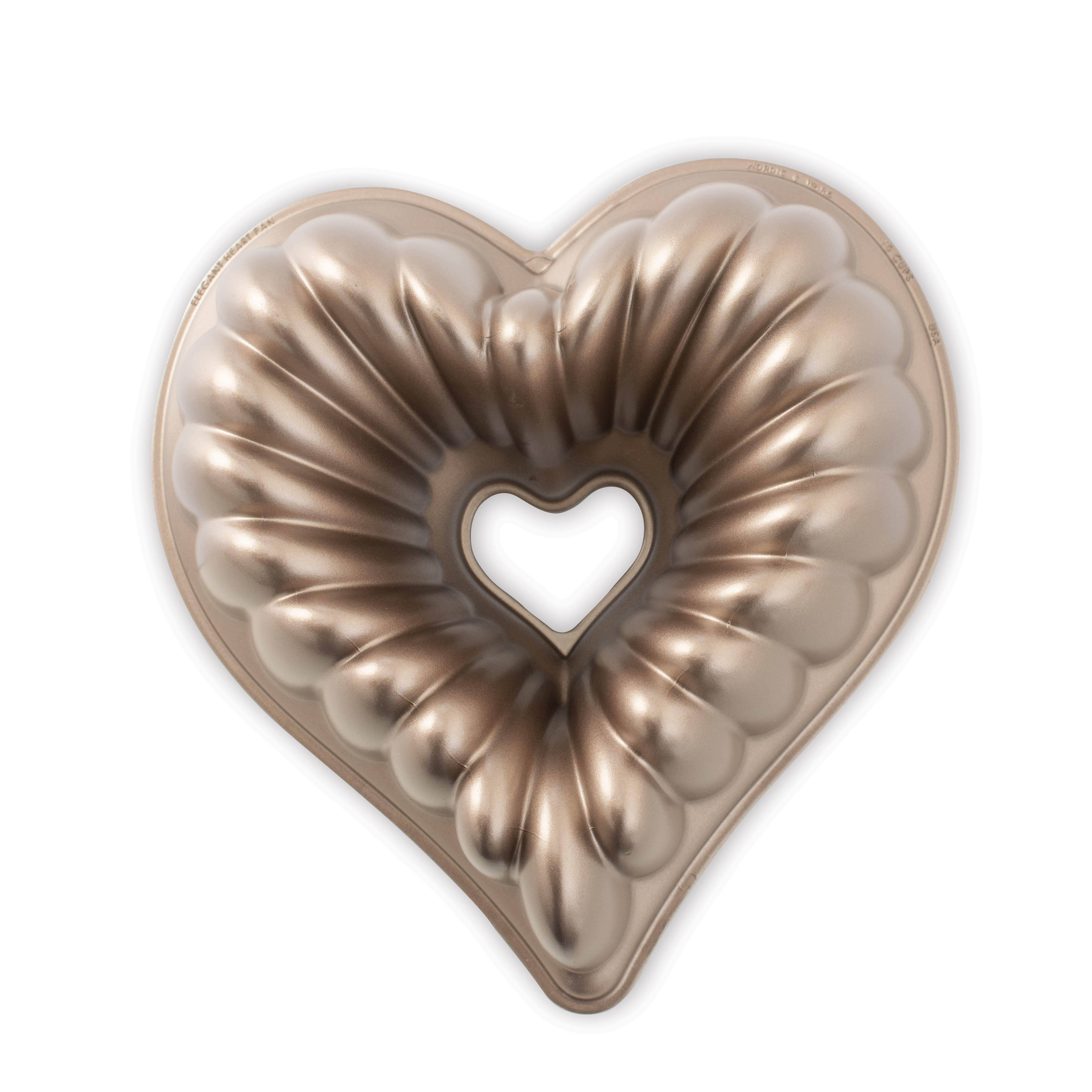 Nordic Ware Elegant Heart Bundt Main image