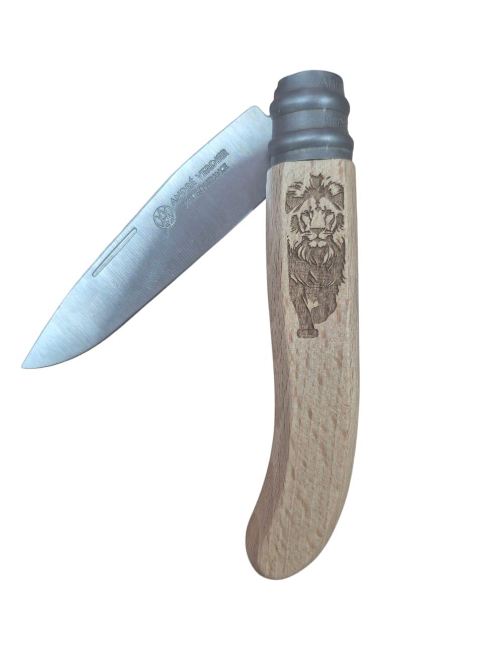 Alpage Folding Knife - Beech Wood - Lion