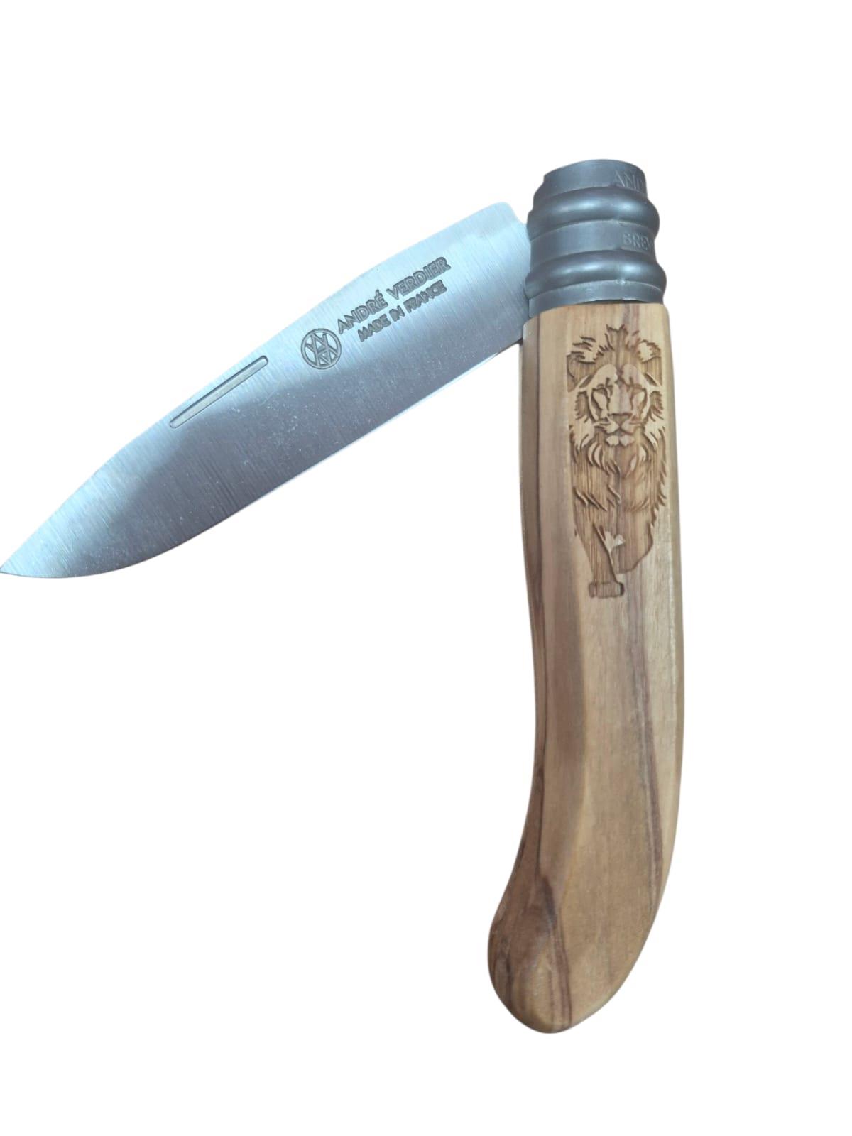 Alpage Folding Knife - Olive Wood - Lion