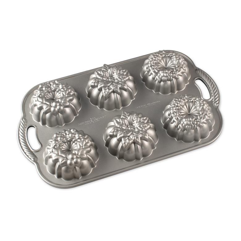 Nordic Ware Wreathlettes Pan#