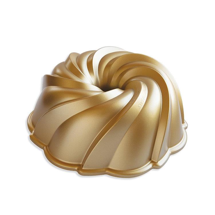 Nordic Ware Swirl Bundt Pan Main image