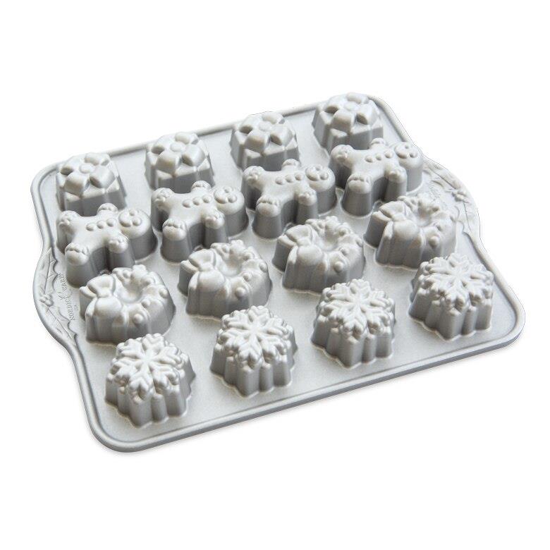 Nordic Ware Holiday TeaCakes Pan#